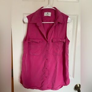 Babaton Sleeveless Button Front Blouse Pink (M)